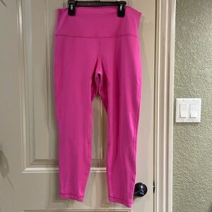 Cropped Leggings by Lululemon Brand.  EUC!